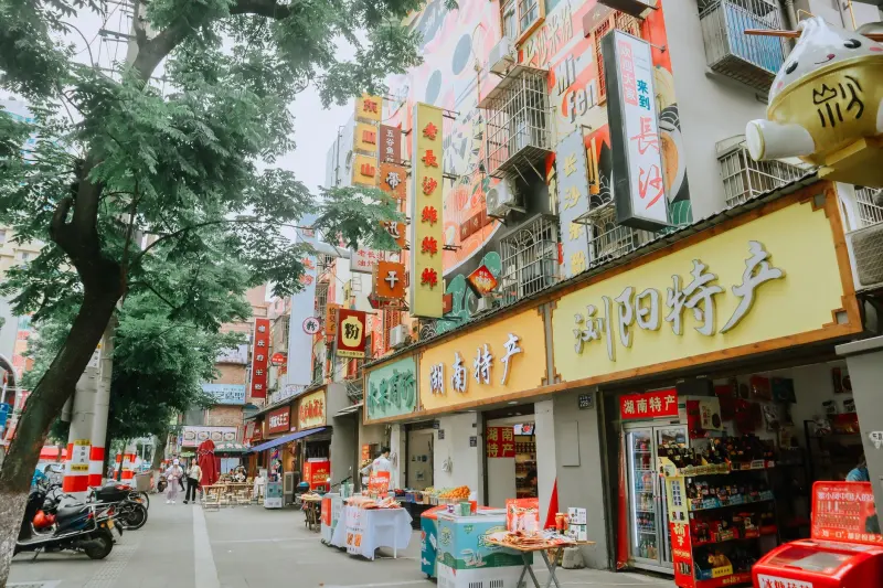 海口广告公司解析：新媒体运营如何重构海南品牌传播路径