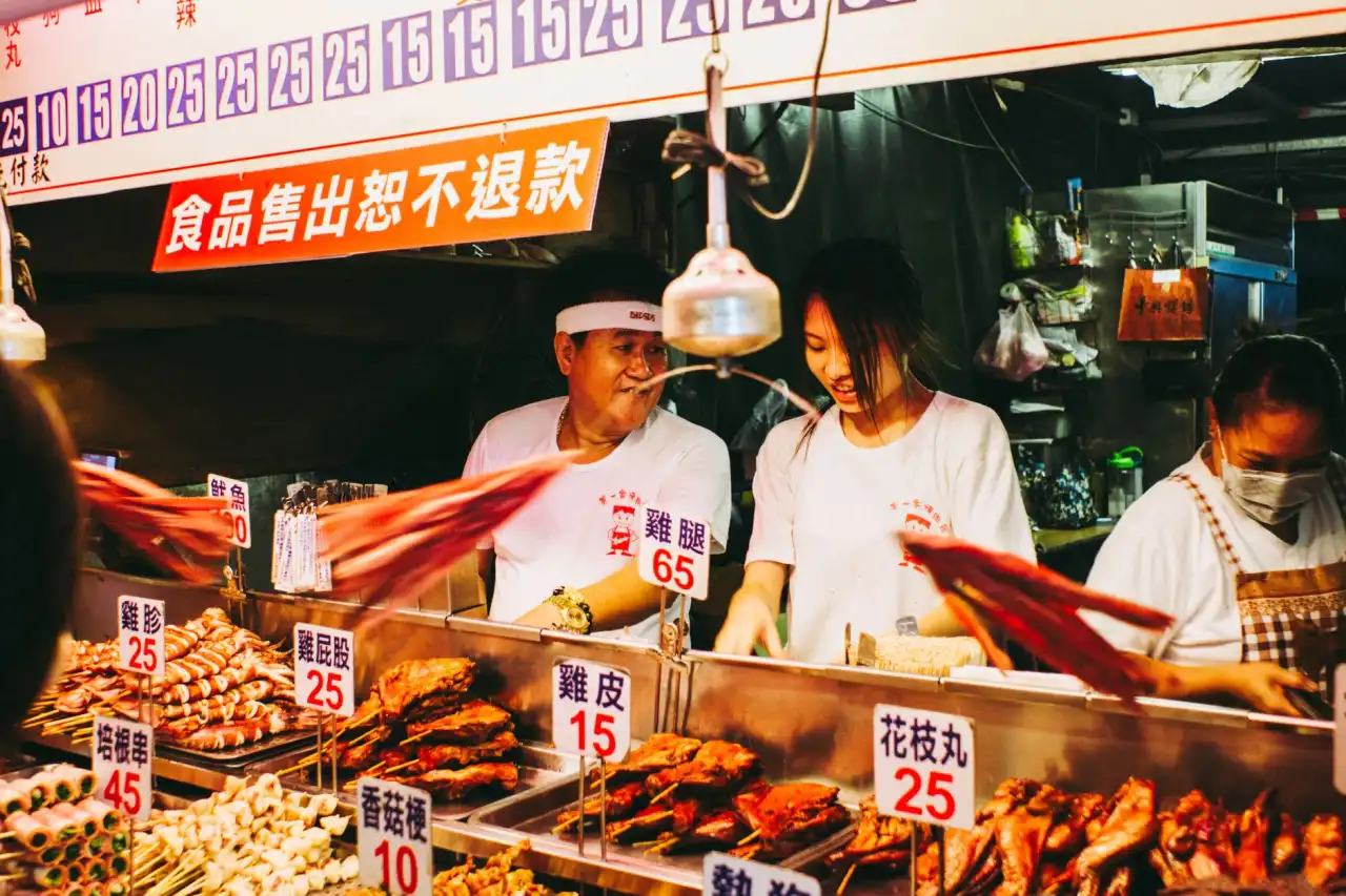 海口企业短视频广告投放指南：从账号定位到内容策划的完整流程正文配图 2